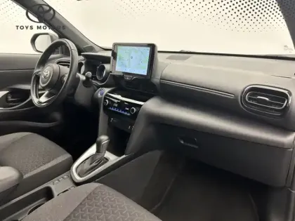 Photo 21 Toyota Yaris Hybride 1.5 116H DESIGN PACK CARGO