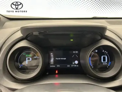 Photo 19 Toyota Yaris Hybride 1.5 116H DESIGN PACK CARGO