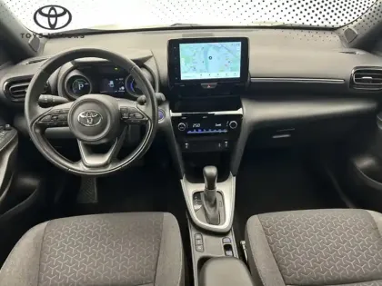 Photo 13 Toyota Yaris Hybride 1.5 116H DESIGN PACK CARGO
