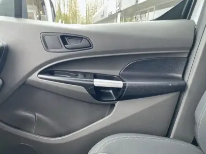 Photo 14 Ford Transit Connect Fourgonnette L2 1.0E 100ch E85 Trend