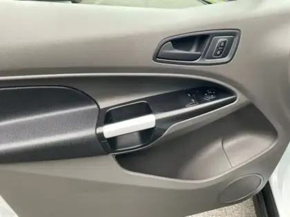 Photo 5 Ford Transit Connect Fourgonnette L2 1.0E 100ch E85 Trend