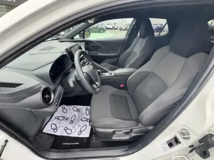 Photo 15 Toyota C-HR Gén. II Ph1 Design 5