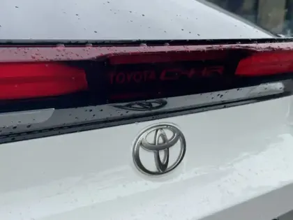 Photo 24 Toyota C-HR Gén. II Ph1 Design 5