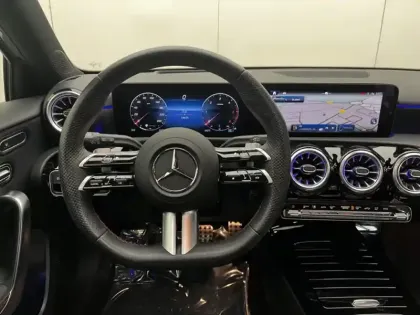 Photo 18 Mercedes Classe A Gén. IV (W177) Ph2 AMG Line 5