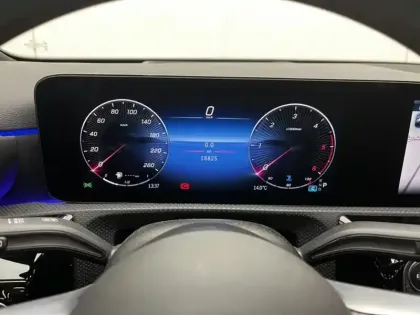 Photo 11 Mercedes Classe A Gén. IV (W177) Ph2 AMG Line 5