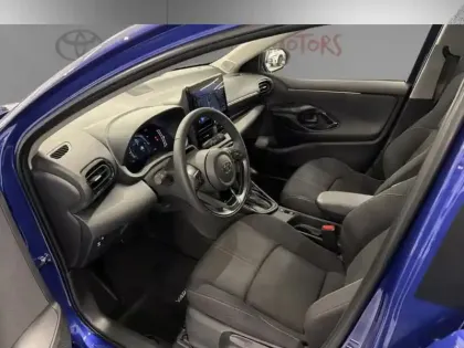 Photo 11 Toyota Yaris Hybride 116h Design VD