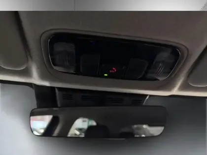 Photo 18 Toyota Yaris Hybride 116h Design VD