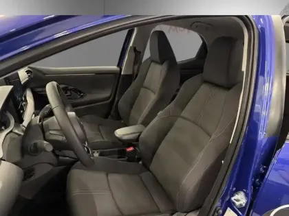 Photo 12 Toyota Yaris Hybride 116h Design VD