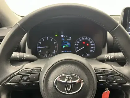 Photo 11 Toyota Yaris 70 VVT-i Dynamic