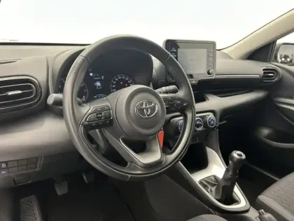 Photo 16 Toyota Yaris 70 VVT-i Dynamic