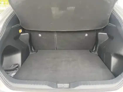 Photo 9 Toyota Yaris Gén. I Ph1 Design 5