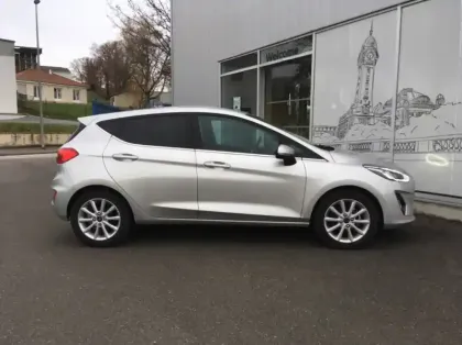 Photo 21 Ford Fiesta Gén. V Ph1 Titanium 5