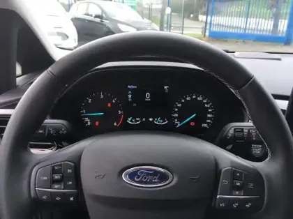 Photo 6 Ford Fiesta Gén. V Ph1 Titanium 5