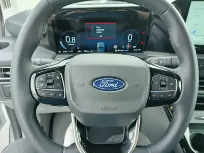 Photo 20 Ford Custom Gén. II Ph1 Limited 1