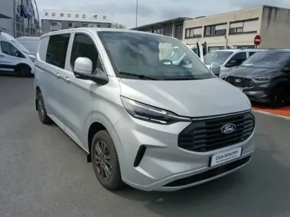 Photo 11 Ford Custom Gén. II Ph1 Limited 1