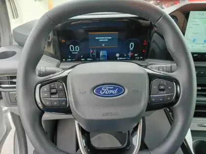 Photo 6 Ford Custom Gén. II Ph1 Limited 1