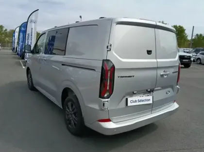 Photo 12 Ford Custom Gén. II Ph1 Limited 1