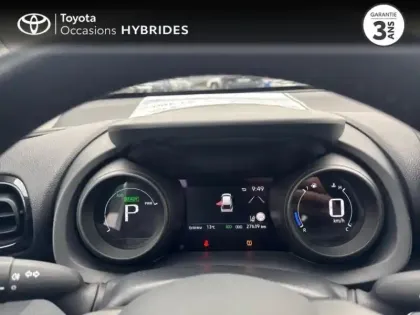 Photo 12 Toyota Yaris Gén. I Ph1 Dynamic 5