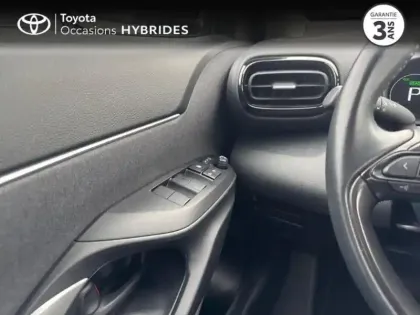 Photo 14 Toyota Yaris Gén. I Ph1 Dynamic 5