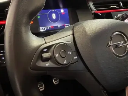 Photo 14 Opel Corsa Gén. VI Ph1 GS Line 5