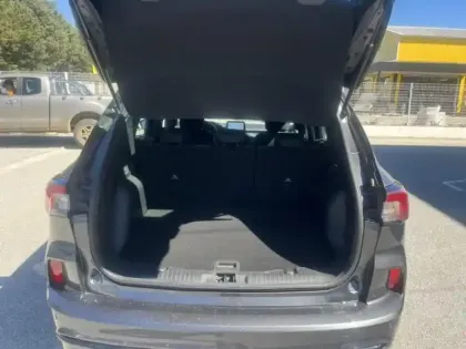 Photo 6 Ford Kuga Gén. III Ph1 ST-Line 5