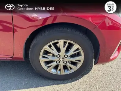 Photo 7 Toyota Yaris Gén. III Ph3 Dynamic 5