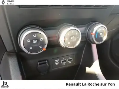 Photo 13 Renault Clio Gén. V (BJA) Ph1 Business 5