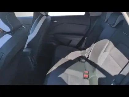 Photo 14 Renault Captur  1.6 E-Tech hybride 145ch Techno