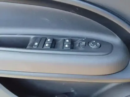 Photo 13 Alfa Romeo Junior  1.2 Ibrida 145ch Premium e-DCT6