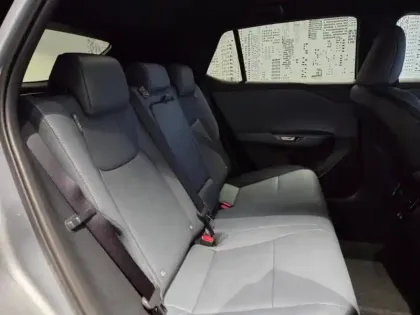 Photo 13 Lexus RZ  350e Luxe MC26