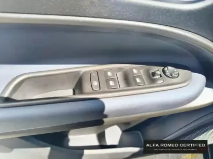 Photo 11 Alfa Romeo Junior Gén. I Ph1 NG Sprint 5