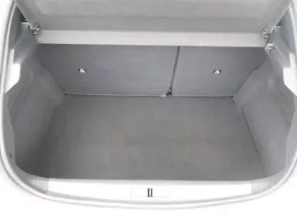 Photo 5 Peugeot 208 Gén. II Ph1 NG Like 5