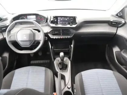 Photo 7 Peugeot 208 Gén. II Ph1 NG Like 5