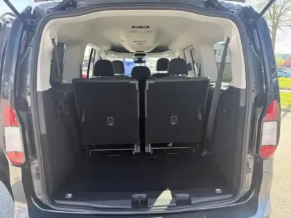 Photo 13 Ford Tourneo Connect  2.0 EcoBlue 102ch Titanium 7 PLACES