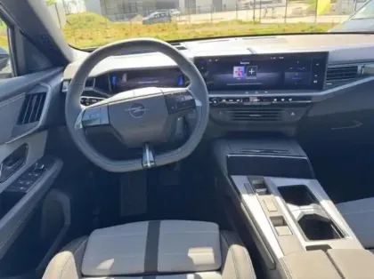 Photo 11 Opel Grandland  1.2 Turbo Hybrid 145ch GS e-DCT6