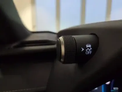 Photo 9 Lexus UX Gén. I Ph1 MC Le 5