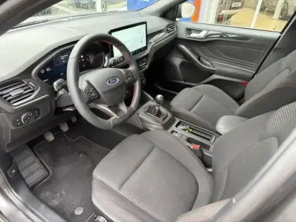 Photo 9 Ford Focus Gén. IV Ph2 ST-Line X 5