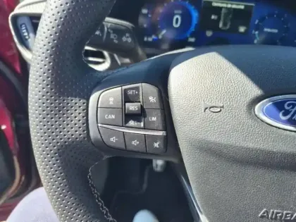 Photo 12 Ford Puma Gén. II Ph1 ST-Line X Vivid Ruby 5