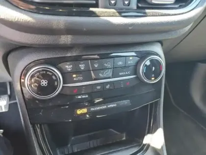 Photo 14 Ford Puma Gén. II Ph1 ST-Line X Vivid Ruby 5