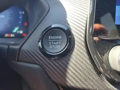 Photo 13 Ford Puma Gén. II Ph1 ST-Line X Vivid Ruby 5