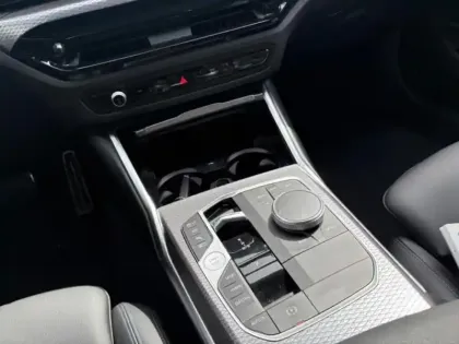 Photo 25 BMW Serie 3 Série 3 Touring 330eA 292ch M Sport