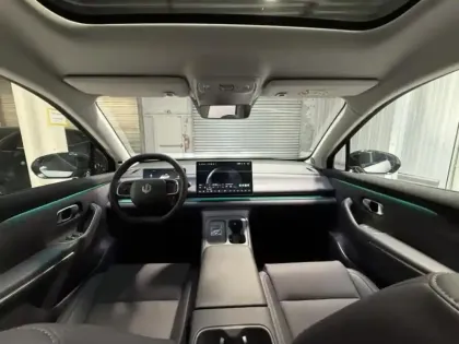 Photo 10 Leapmotor C10  REEV 215ch 28,4 kWh Design MY25