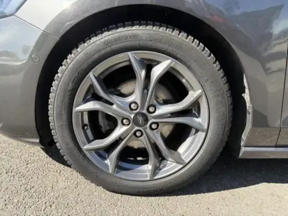 Photo 8 Ford Focus  1.0 EcoBoost 125ch ST-Line 96g