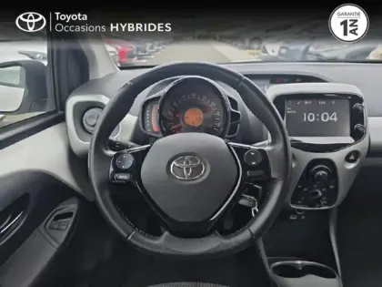 Photo 8 Toyota Aygo Gén. II Ph1 x-play 5