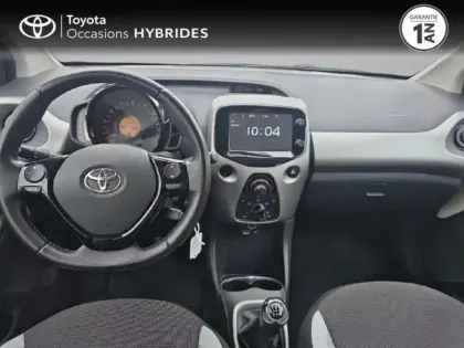 Photo 7 Toyota Aygo Gén. II Ph1 x-play 5