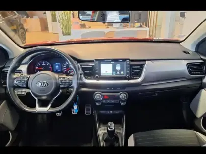 Photo 14 Kia Stonic  1.6 CRDi 115ch ISG Design Euro6d-T