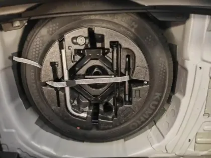 Photo 6 Volkswagen Polo Gén. VI Ph2 Evo VW Edition 5