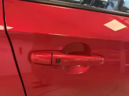 Photo 8 Suzuki Swift Gén. V Ph1 Pack 5