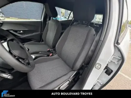 Photo 10 Peugeot 2008 Gén. II Ph2 Style 5