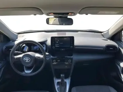 Photo 9 Toyota Yaris Gén. I Ph1 Dynamic 5